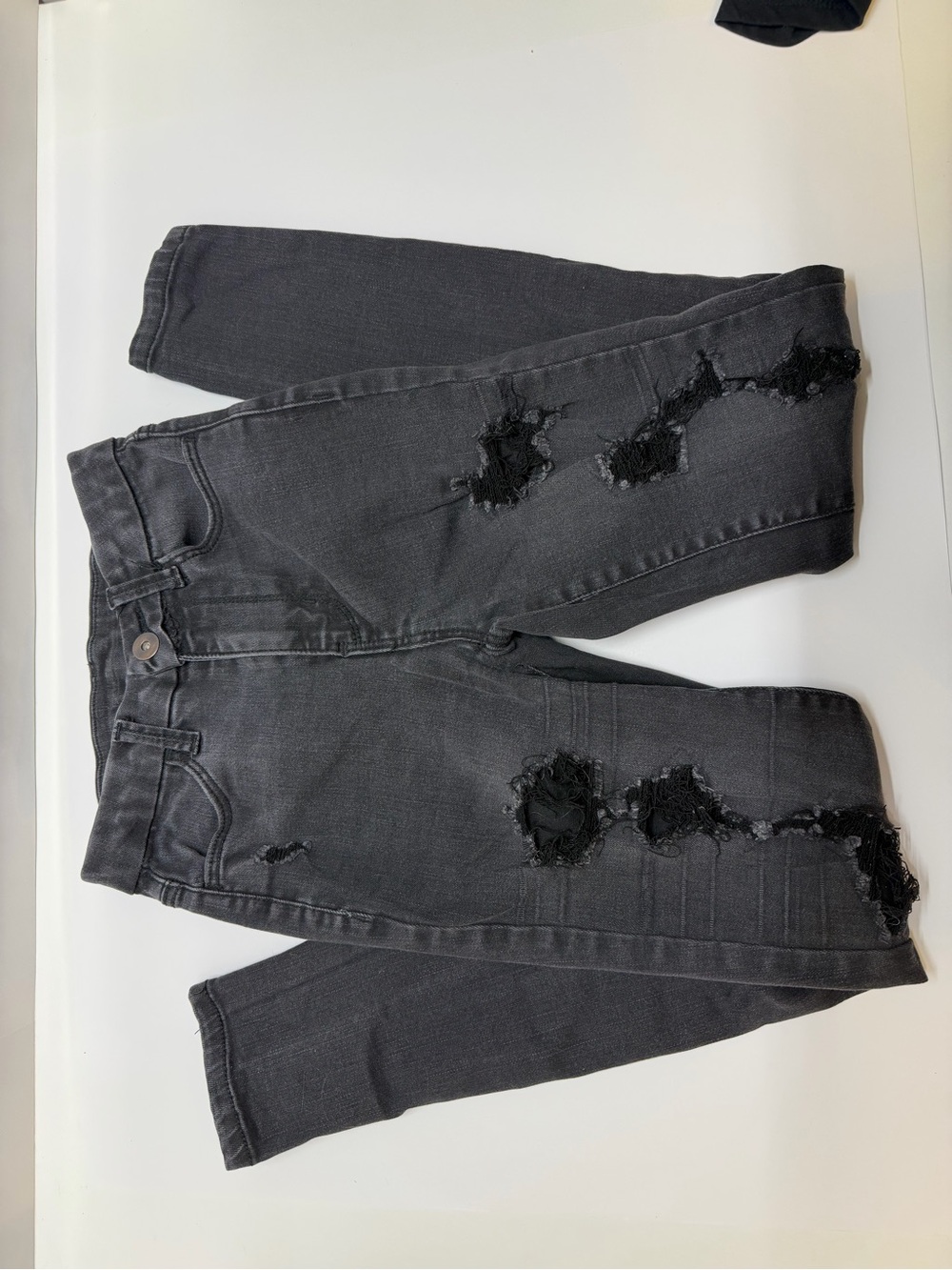 Source Unknown Black Distressed Skinny Jeans
